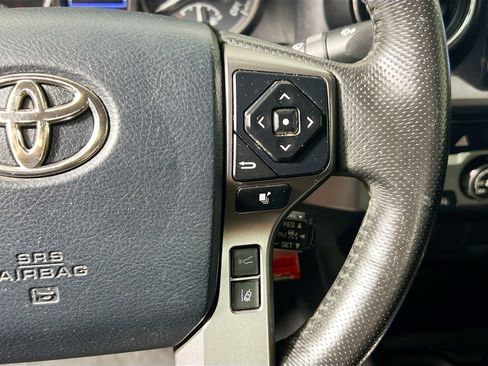 Used 2020 Toyota Tacoma SR5 image 19