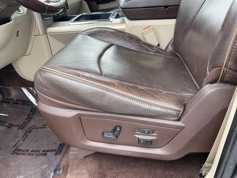 Used 2015 RAM 2500 Longhorn image 12