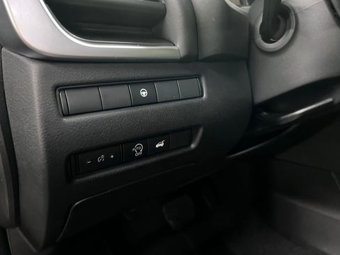 Certified 2025 Nissan Rogue SV w/ SV Premium Package image 18