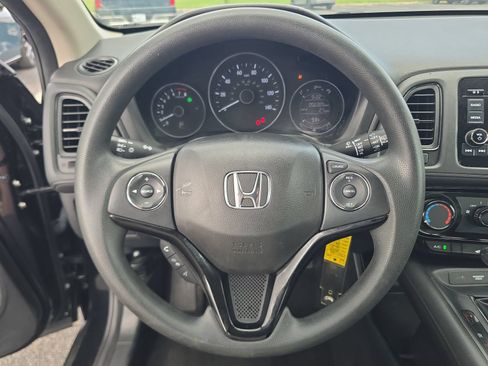 Used 2022 Honda HR-V LX image 23