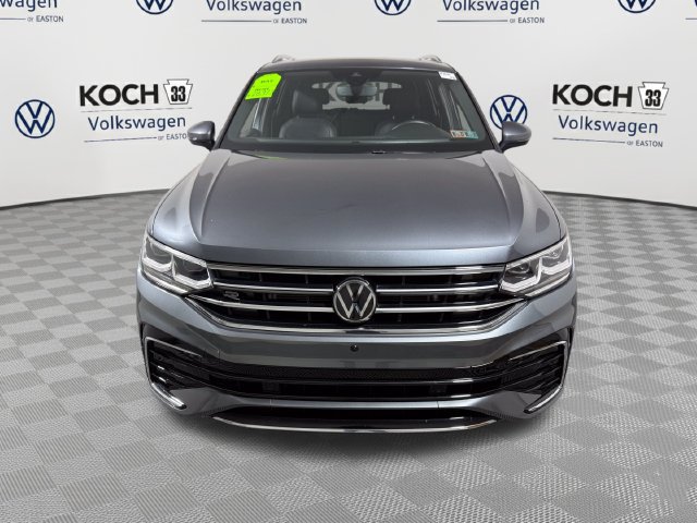 Certified 2023 Volkswagen Tiguan SEL R-Line AWD/4WD image 2