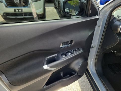 Certified 2023 Nissan Kicks SV FWD image 19