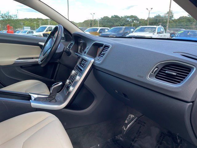 Used 2018 Volvo S60 T5 Inscription AWD/4WD image 29