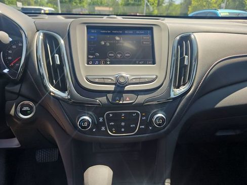 Used 2024 Chevrolet Equinox RS FWD image 19