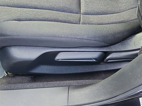 Certified 2023 Honda Accord LX image 17