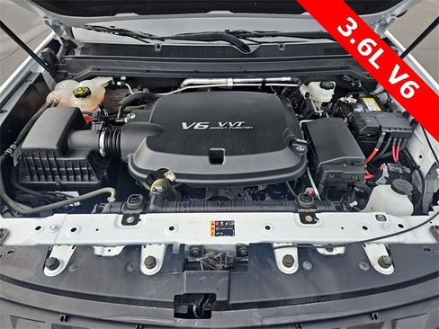 Used 2022 Chevrolet Colorado Z71 w/ Safety Package image 26