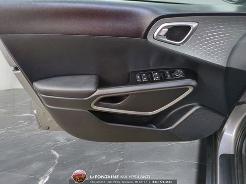 Certified 2023 Kia Soul LX w/ Option Group 015 image 14