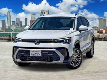 Used 2025 Volkswagen Taos SE