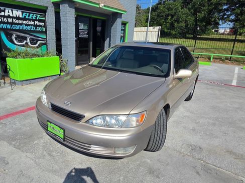 Used 1999 Lexus ES 330 FWD image 59