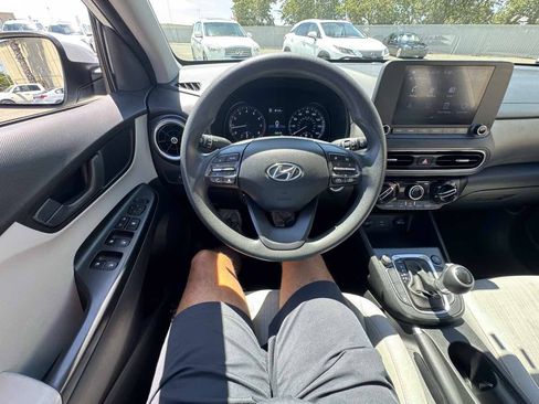 Used 2022 Hyundai Kona SEL AWD/4WD image 31