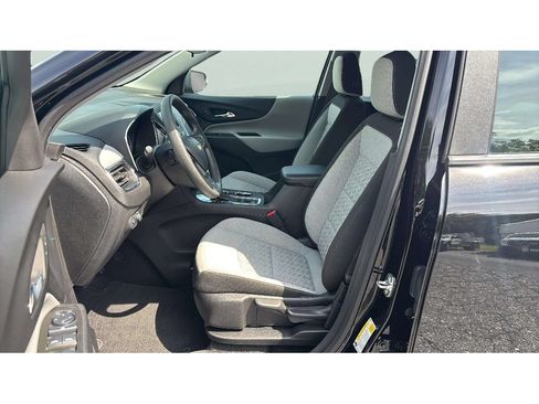 Used 2024 Chevrolet Equinox LS w/ Midnight Edition FWD image 10