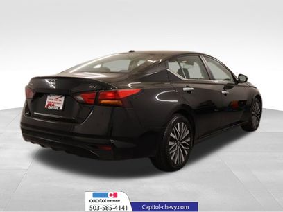 Used 2024 Nissan Altima 2.5 SV
