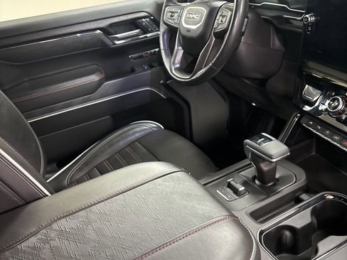 Used 2024 GMC Sierra 1500 AT4X image 29