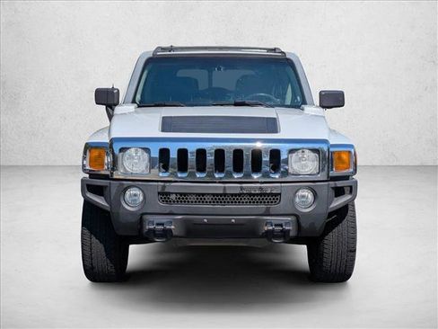 Used 2006 HUMMER H3 image 2