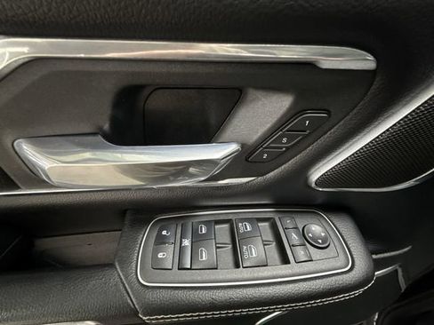 Used 2022 RAM 1500 Laramie AWD/4WD image 27