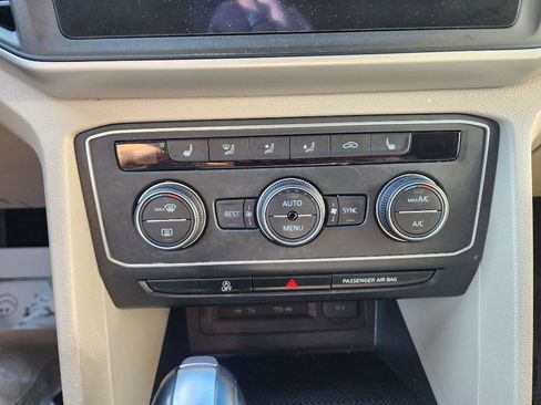 Used 2021 Volkswagen Atlas SE image 20