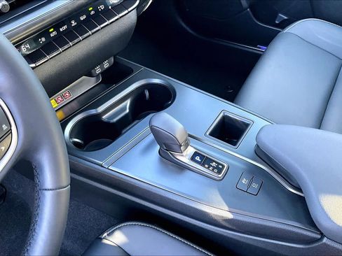 Used 2026 Lexus UX 300h FWD w/ Accessory Package (Z2) image 15