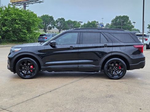 Used 2020 Ford Explorer ST w/ ST High-Performance Pack image 9