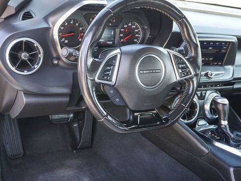 Used 2023 Chevrolet Camaro LT RWD image 10