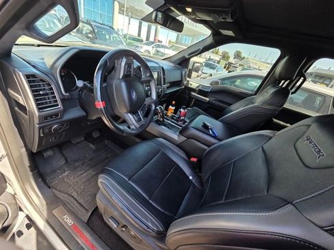 Used 2018 Ford F150 Raptor w/ Equipment Group 802A Luxury image 5