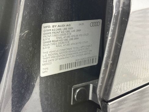 Certified 2025 Audi Q5 Premium w/ Convenience Package image 20