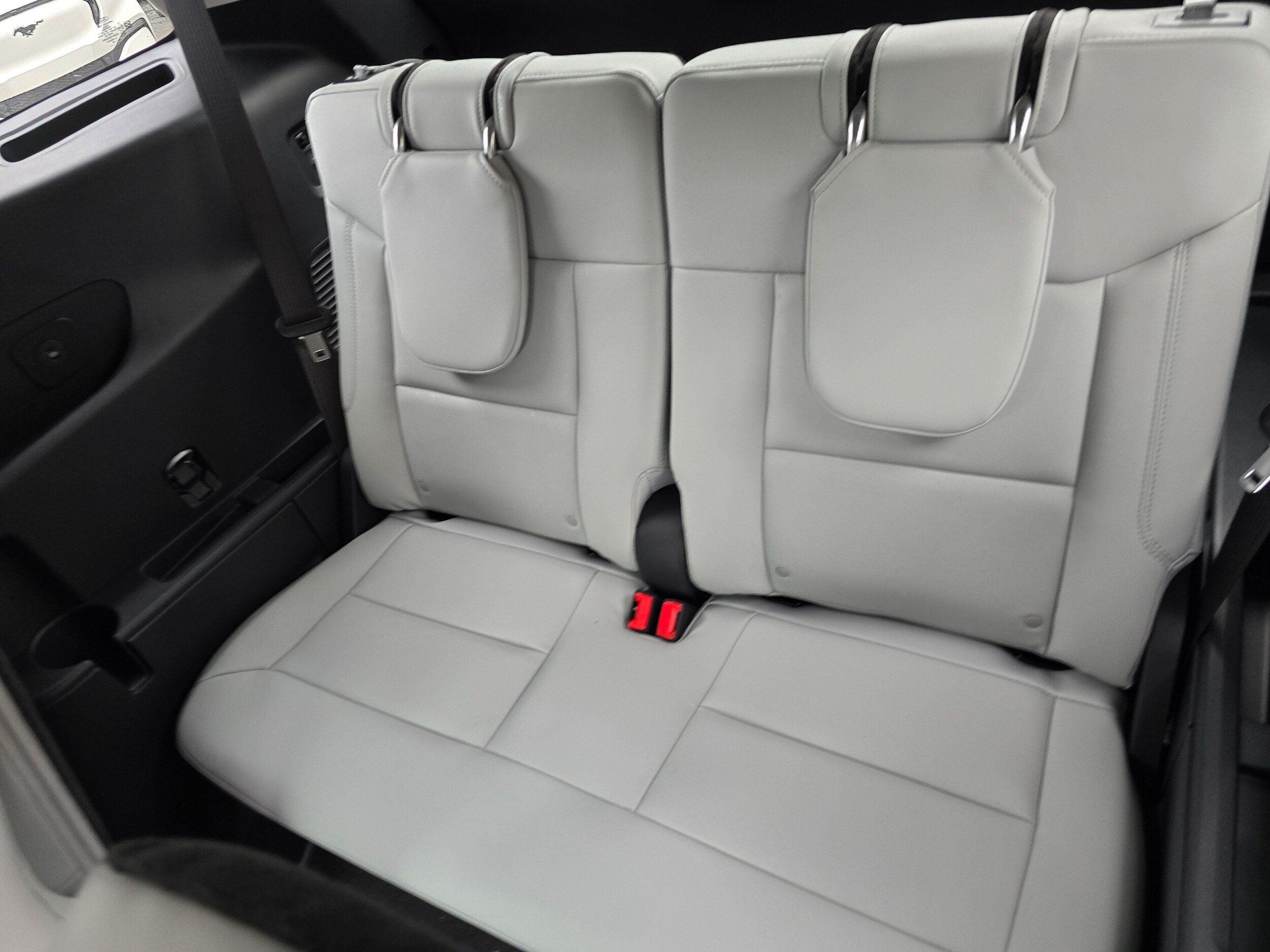 New 2026 Ford Explorer Platinum w/ LUX Leather Package AWD/4WD image 12
