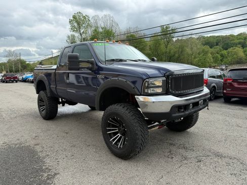 Used 2001 Ford F250 4x4 SuperCab Super Duty image 3