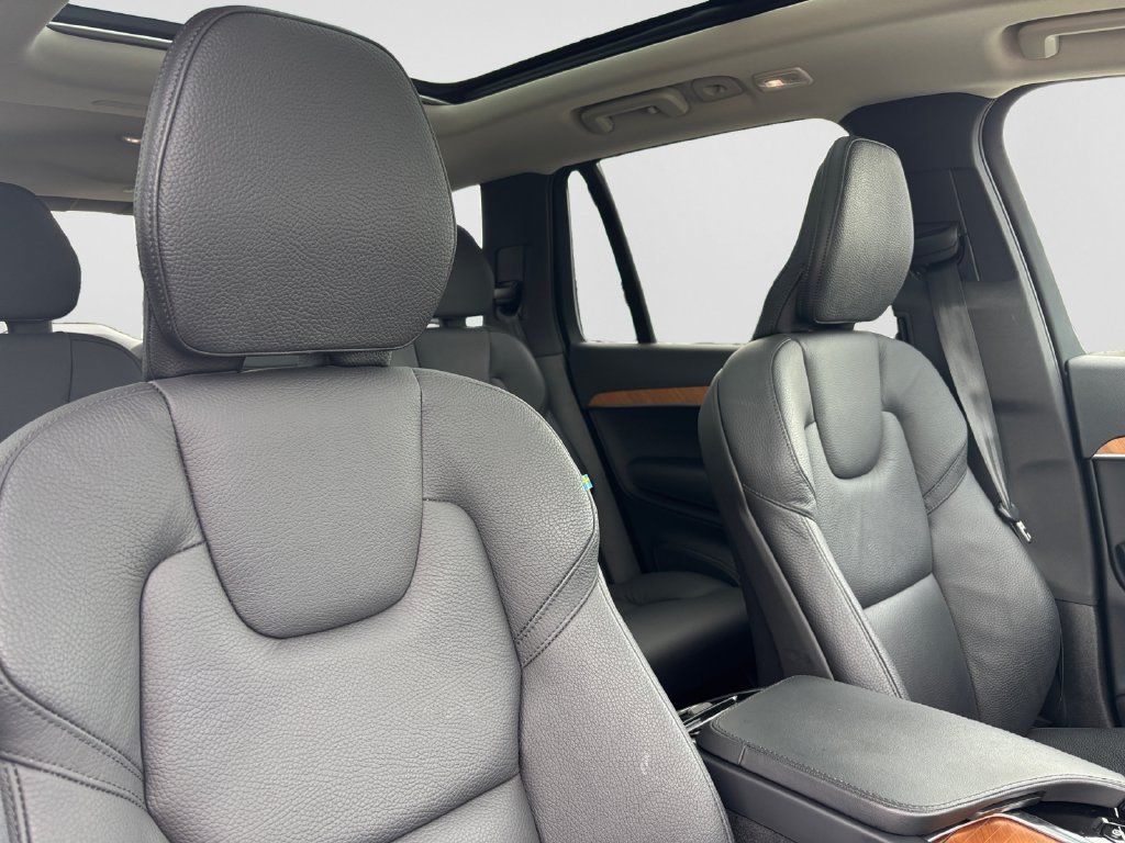 Used 2023 Volvo XC90 B6 Plus w/ Protection Package Premier AWD/4WD image 53