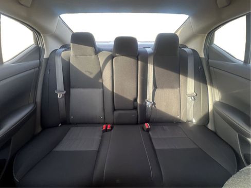 Used 2022 Nissan Sentra SV w/ Lighting Package image 15