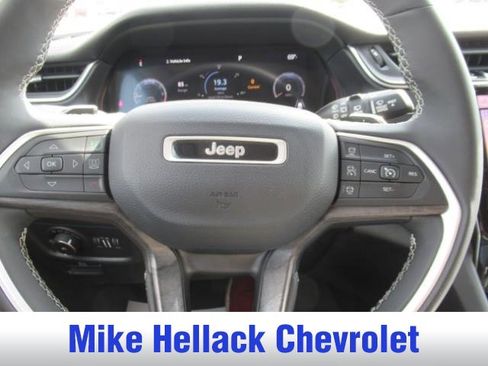 Used 2023 Jeep Grand Cherokee L Limited image 25