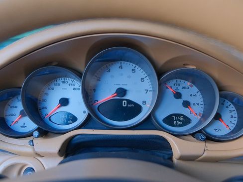 Used 2006 Porsche 911 Carrera 4S image 19