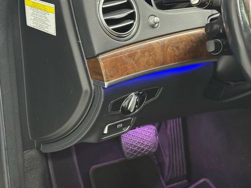 Used 2014 Mercedes-Benz S 550 Sedan image 33