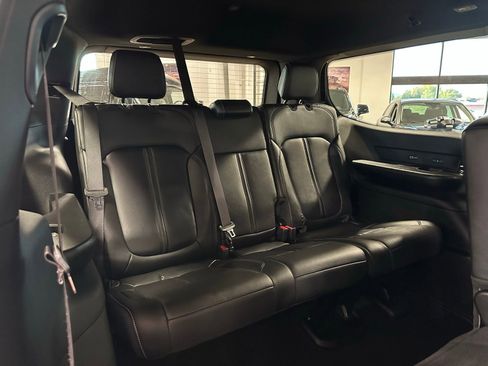 Used 2022 Jeep Wagoneer Series III image 45