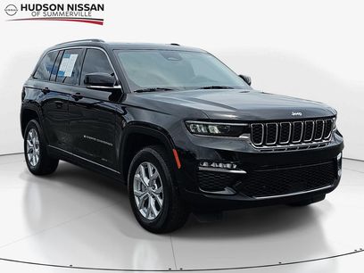 Used 2023 Jeep Grand Cherokee Limited w/ Trailer Tow Prep Group (B)
