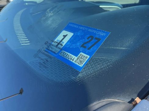 Used 2021 RAM 1500 Big Horn image 17