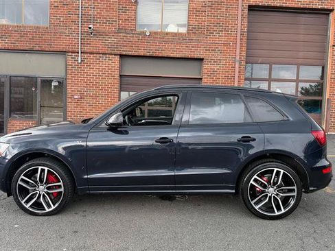 Used 2017 Audi SQ5 Premium Plus w/ Technology Package AWD/4WD image 9