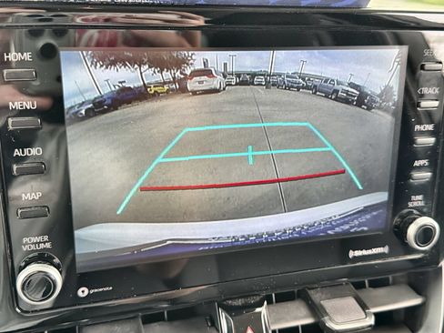 Used 2022 Toyota Corolla LE w/ LE Convenience Package FWD image 17