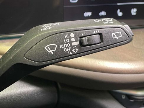 New 2025 Audi Q5 Premium Plus image 40