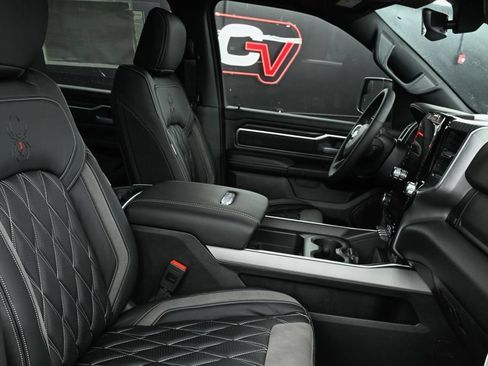 New 2025 RAM 1500 Big Horn AWD/4WD image 18