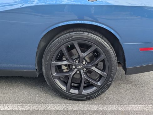 Used 2022 Dodge Challenger SXT w/ Blacktop Package image 8