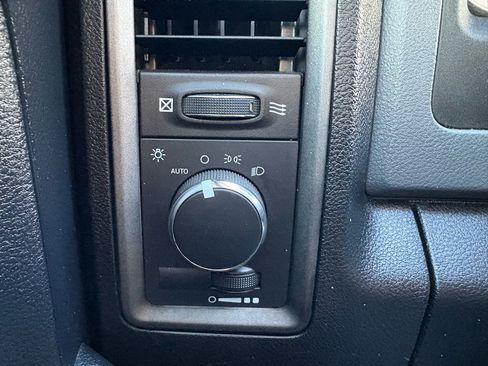 Used 2014 RAM 5500 Tradesman image 38