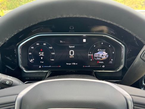 New 2026 GMC Sierra 1500 Elevation w/ LPO, Elevation Black Package image 25