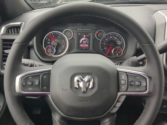 New 2027 RAM 3500 Big Horn AWD/4WD image 31
