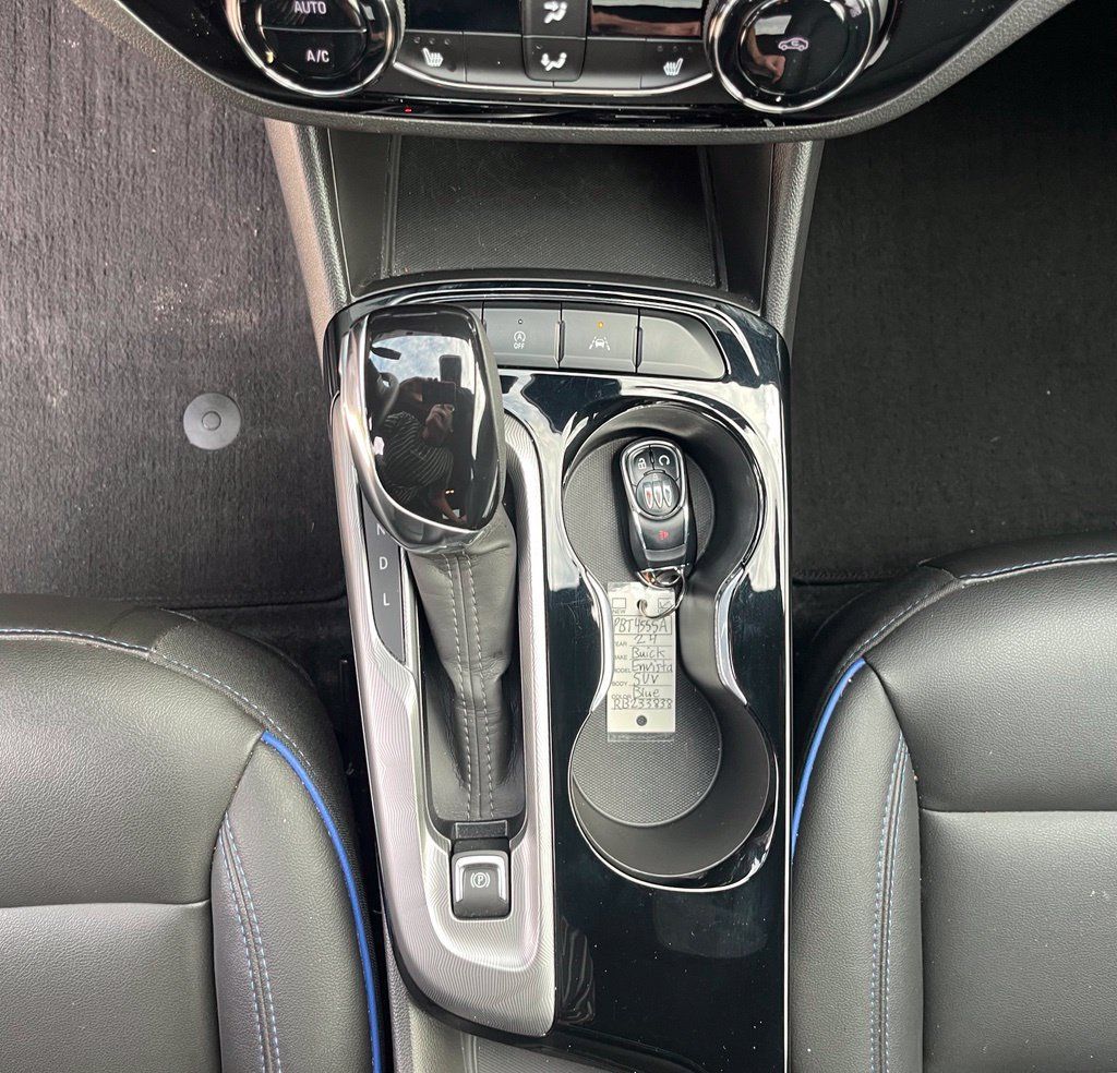 Used 2024 Buick Envista Sport Touring w/ Convenience I Package FWD image 26