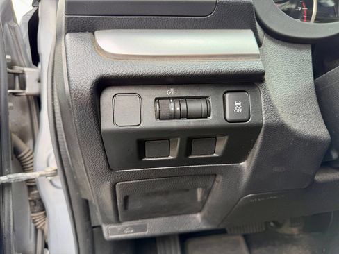 Used 2015 Subaru Impreza 2.0i Premium image 24