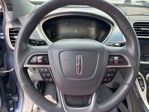 Used 2019 Lincoln Nautilus Reserve AWD/4WD image 16