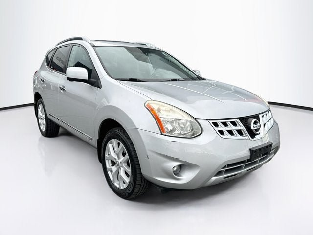 Used 2013 Nissan Rogue SL AWD/4WD image 3