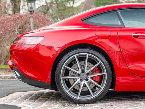 Used 2016 Mercedes-Benz AMG GT S image 10