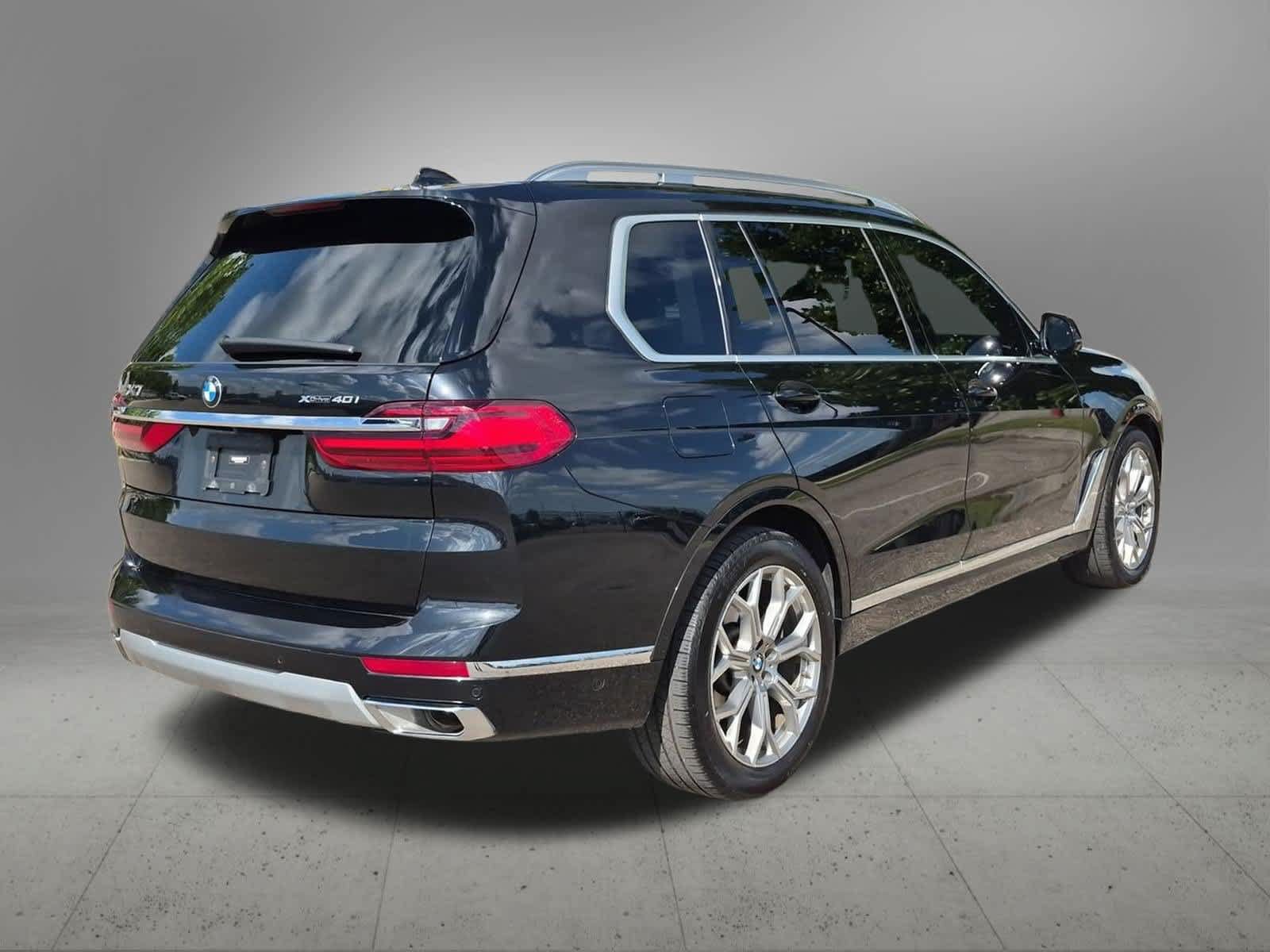 Used 2022 BMW X7 xDrive40i w/ Premium Package AWD/4WD image 6