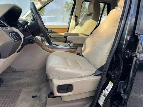 Used 2013 Land Rover Range Rover Sport HSE AWD/4WD image 11
